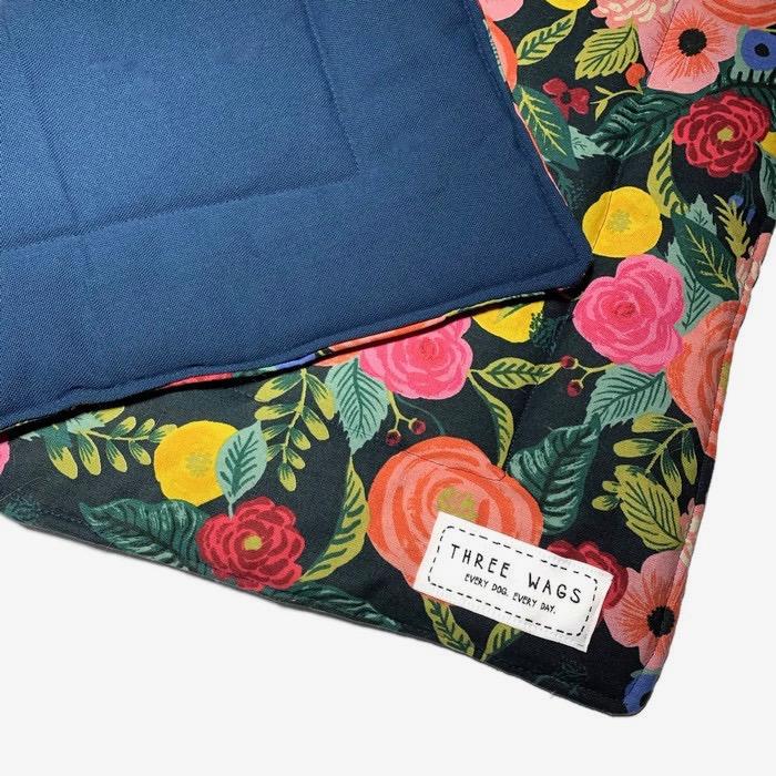 The English Rose Navy Dog Mat - Three Wags